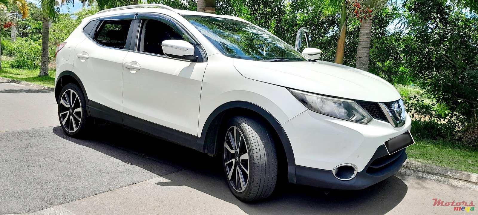 2010' Toyota photo #2