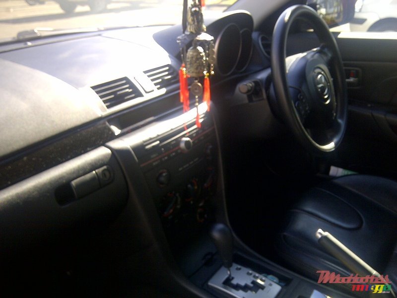 2005' Mazda 3 photo #6