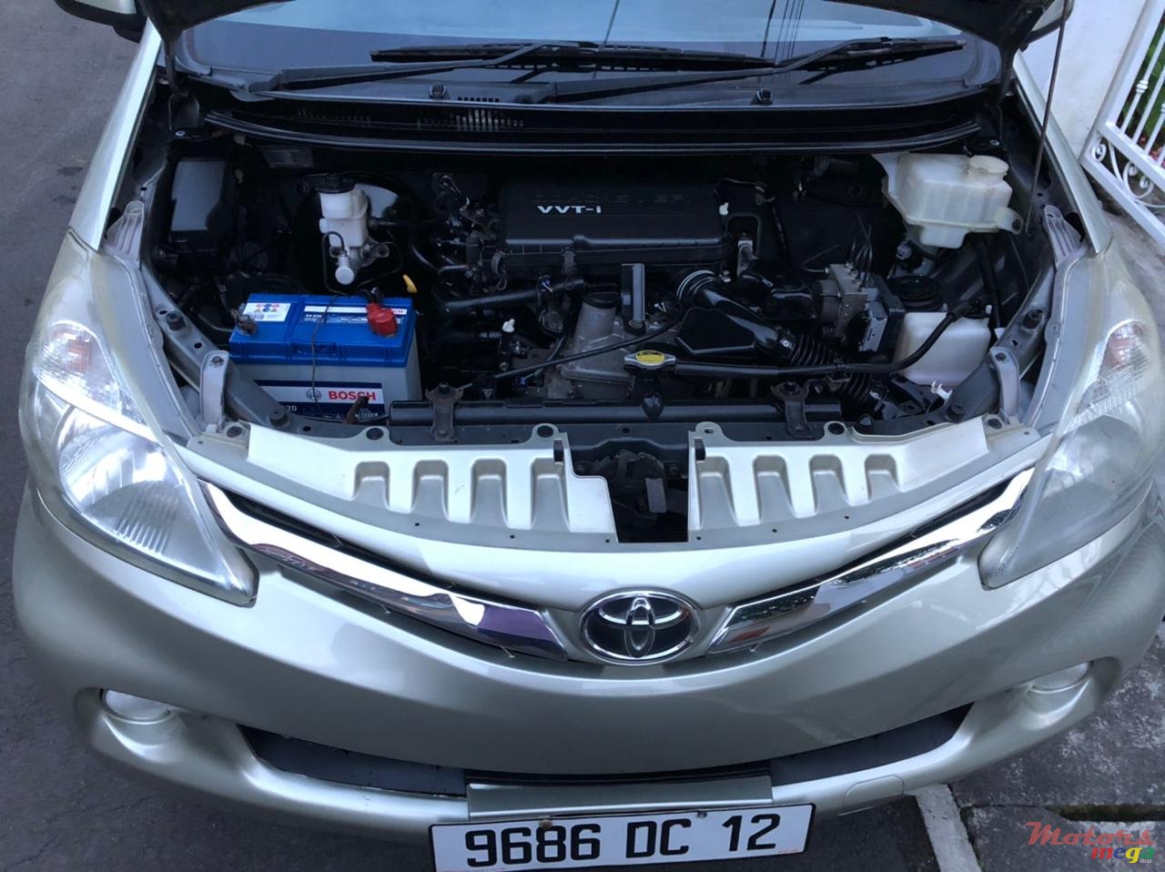 2012' Toyota Avanza photo #5