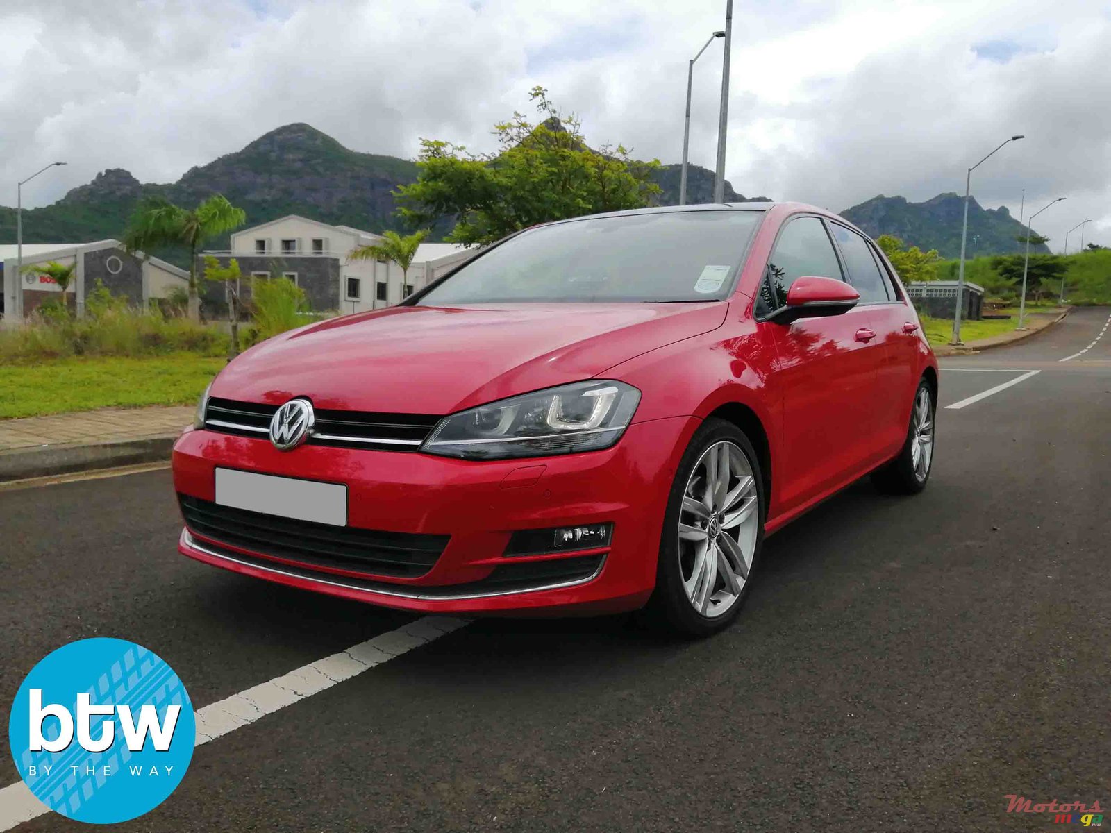 2014' Volkswagen Golf VII photo #2