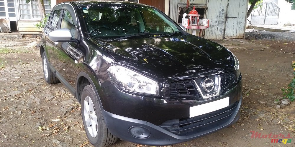 2012' Nissan Qashqai 1.6 photo #1