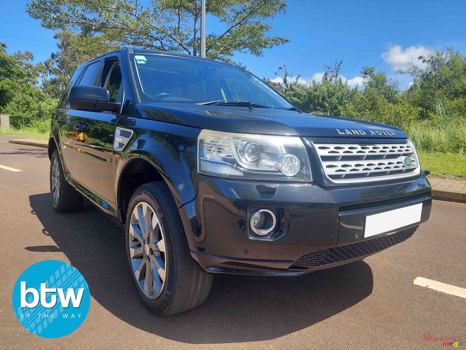 2013' Land Rover Freelander photo #1