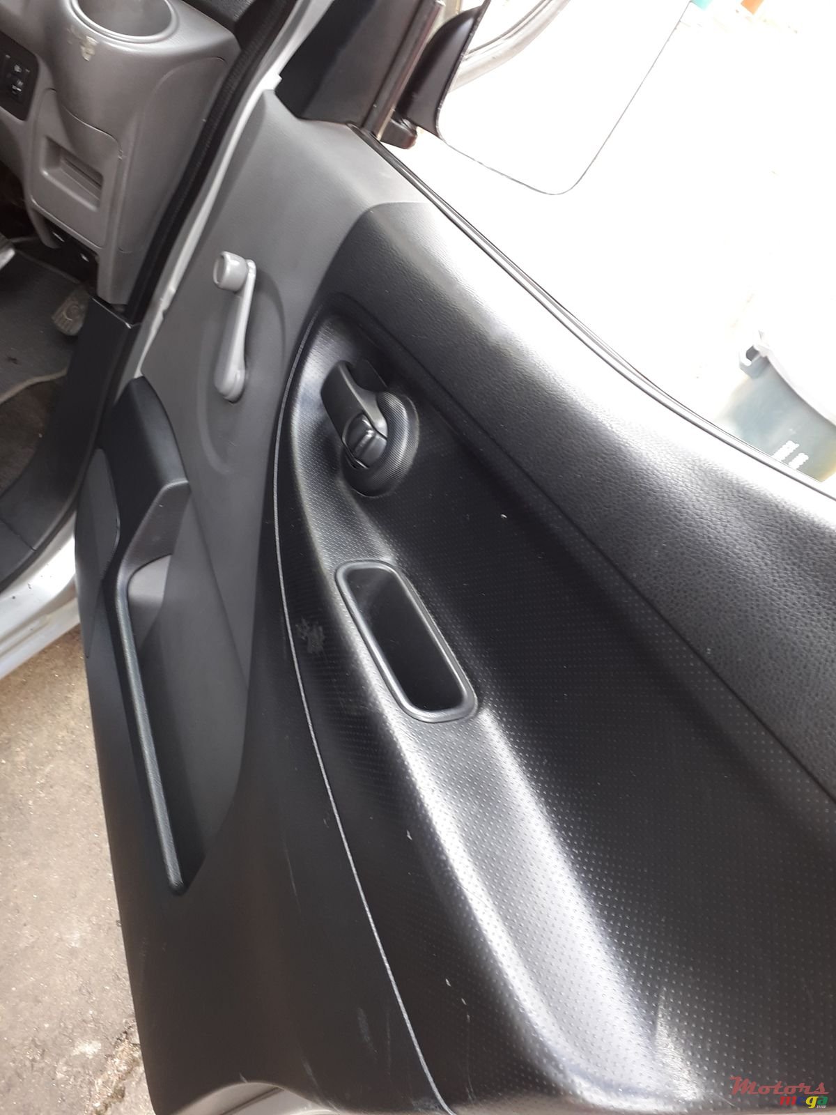 2010' Nissan NV200 GOODS VEHICLE photo #7