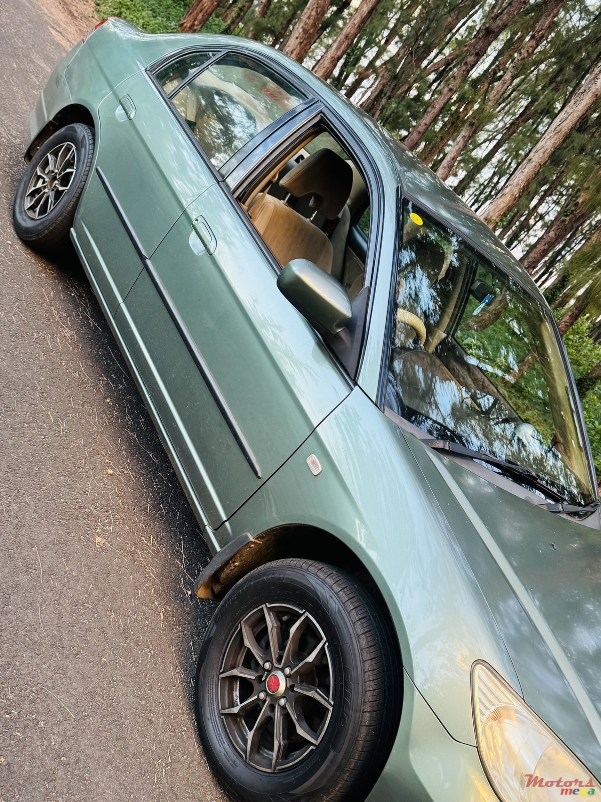 2005' Honda photo #7