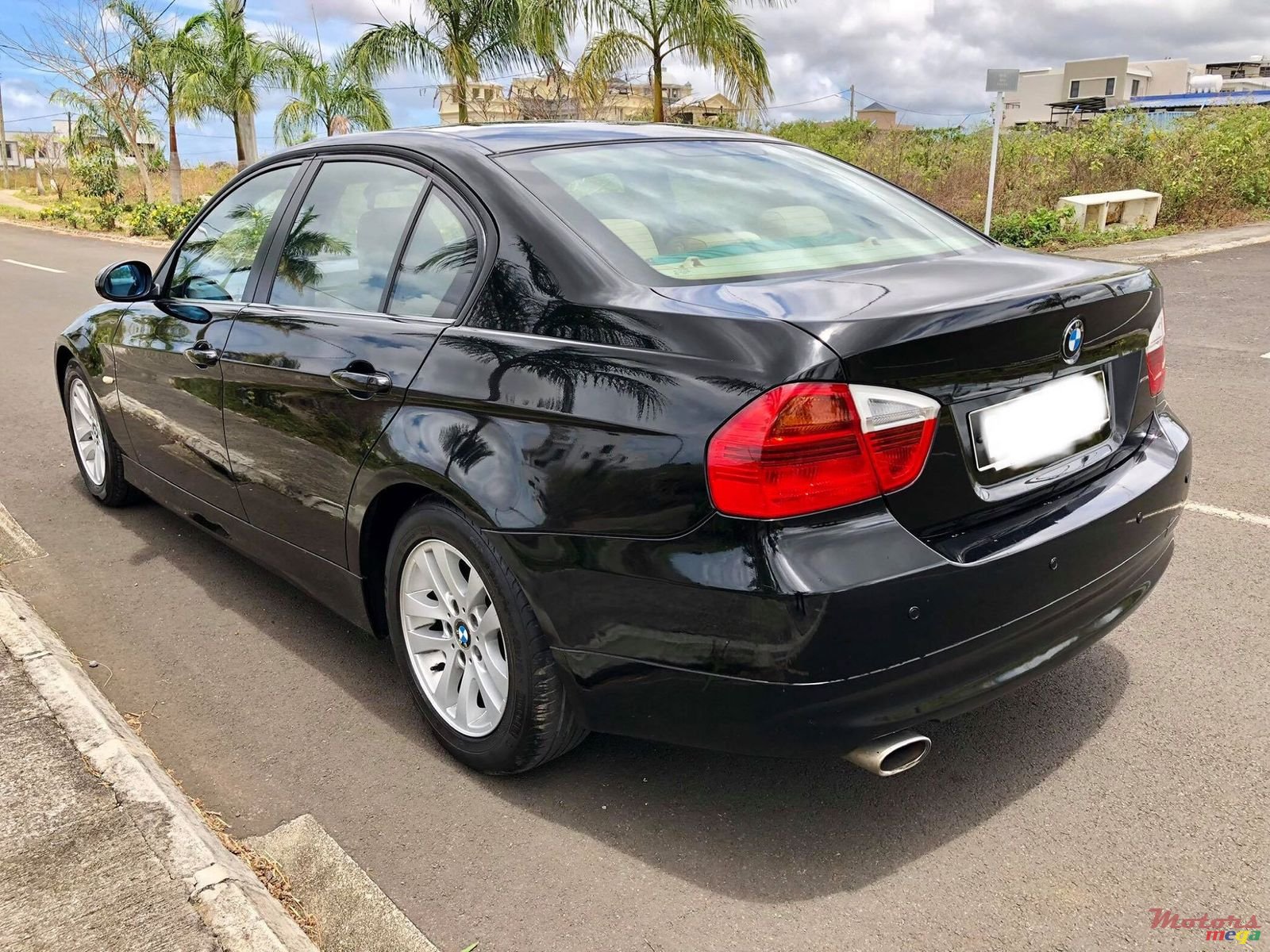 2008' BMW 3 Series photo #3