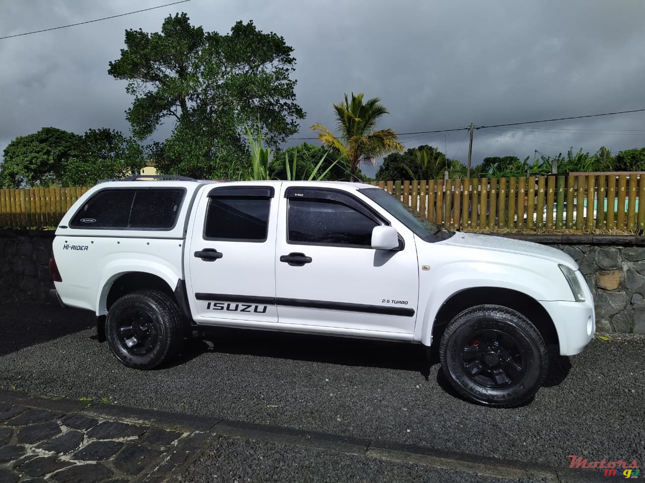 2010' Isuzu KB Series photo #3