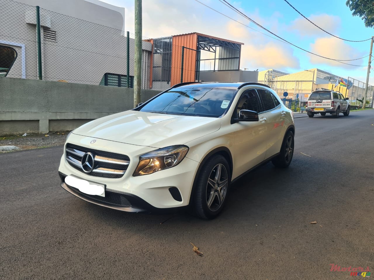 2016' Mercedes-Benz GLA-Class photo #2
