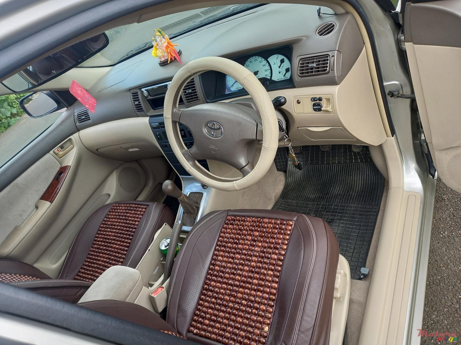 2002' Toyota Corolla photo #7