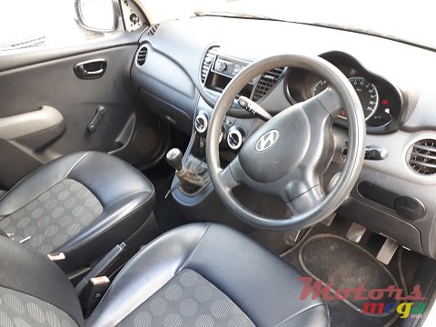 2010' Hyundai i10 photo #6