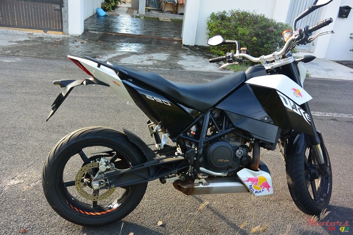 2013' KTM 690 DUKE photo #3