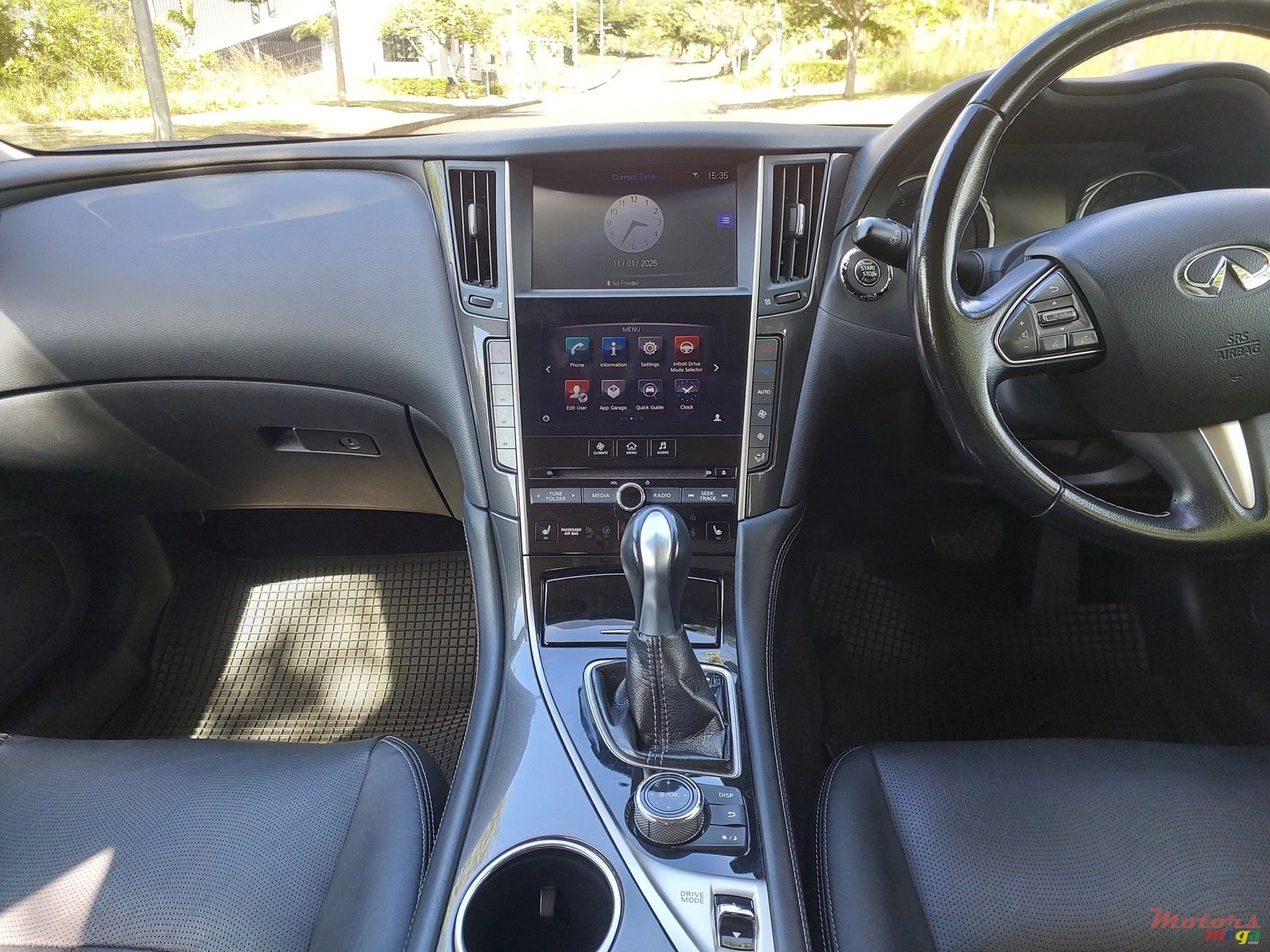 2017' Infiniti Q50 sport photo #6