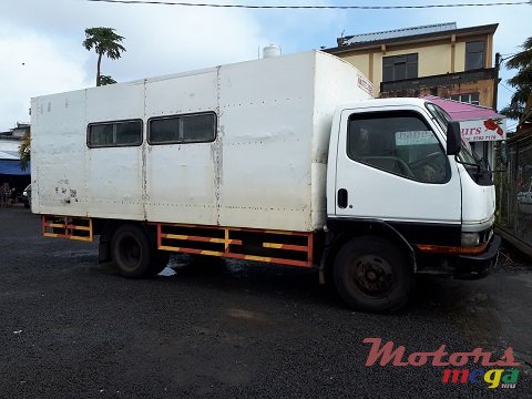 2000' Mitsubishi Canter photo #1