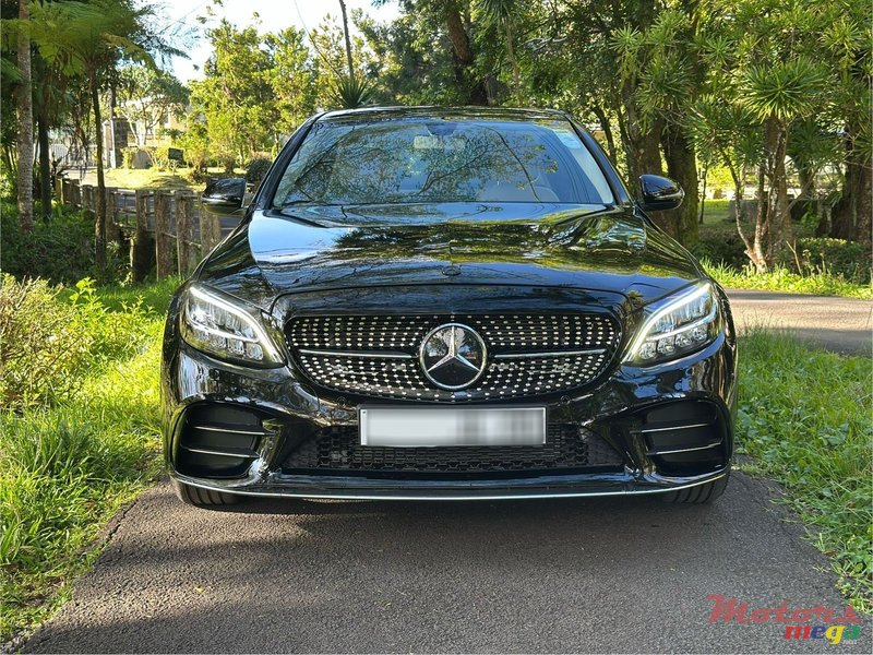 2020' Mercedes-Benz C180 AMG Pack photo #1