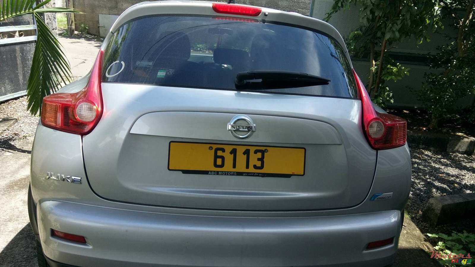 2011' Nissan Juke photo #2