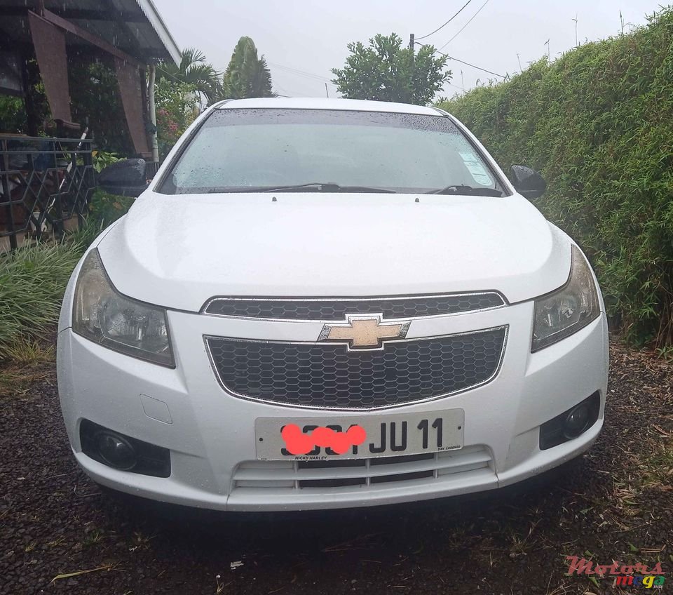2011' Chevrolet Cruze 1.6l MANUAL photo #4