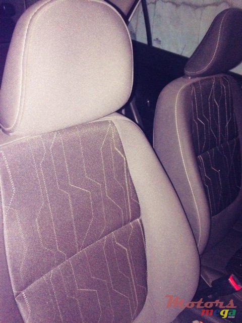 2012' Kia Picanto photo #4