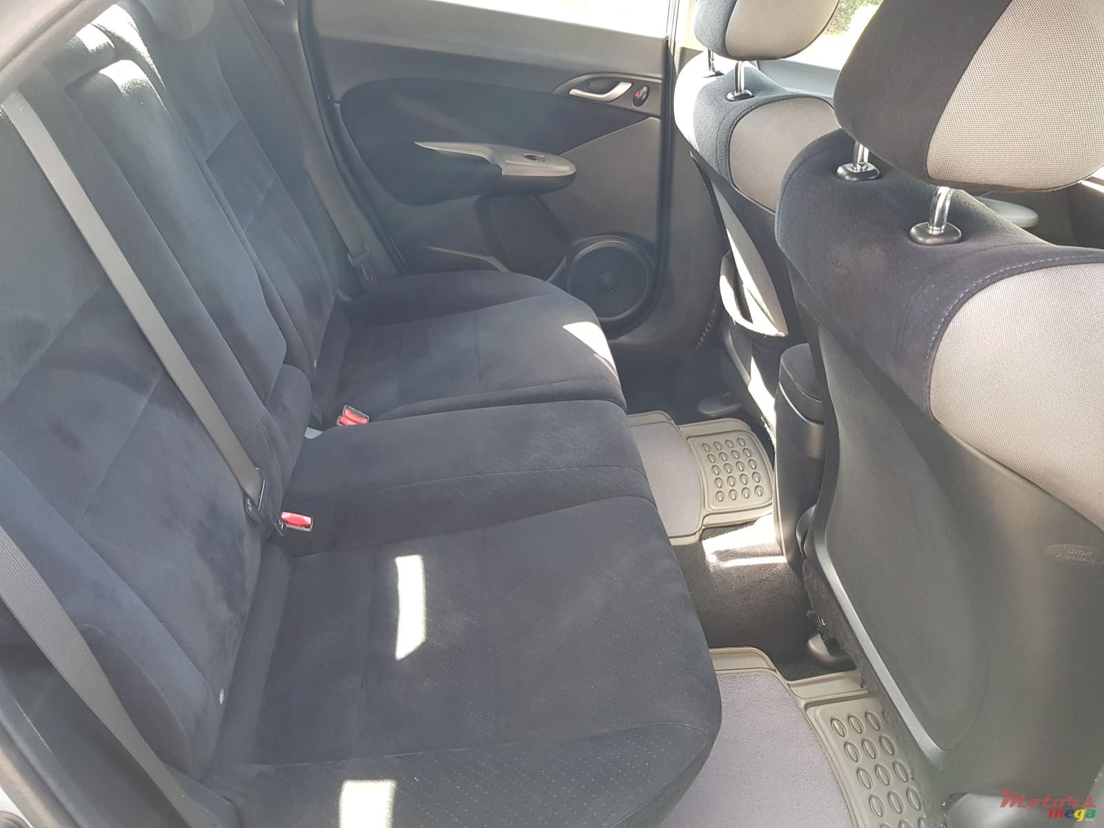 2008' Honda 1.4 petrol civic photo #6