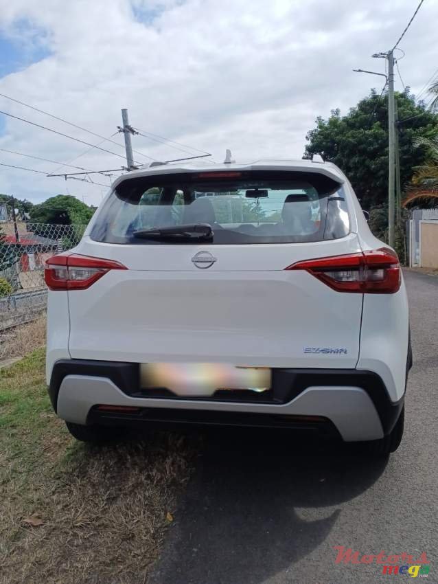 2024' Nissan photo #3