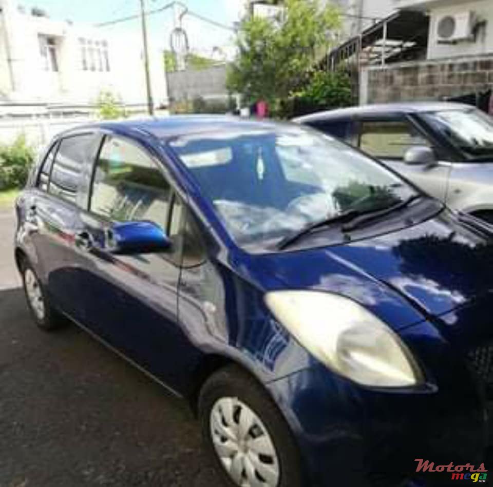 2005' Toyota Vitz no photo #1