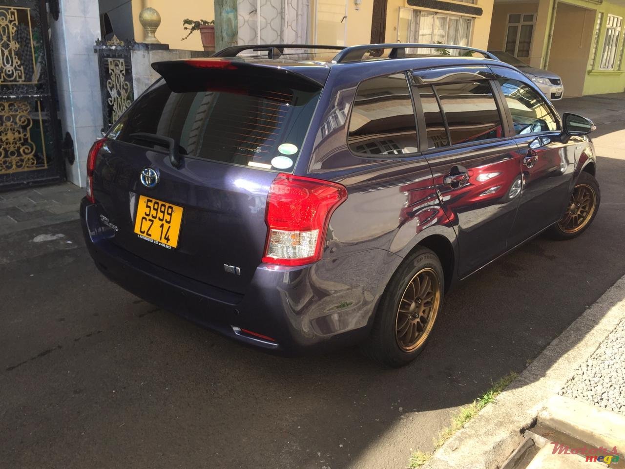 2014' Toyota Fielder Corolla Fielder Hybrid photo #3