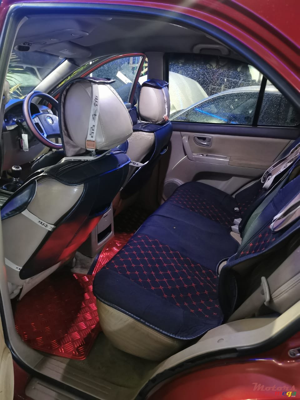 2004' Kia Sorento photo #4