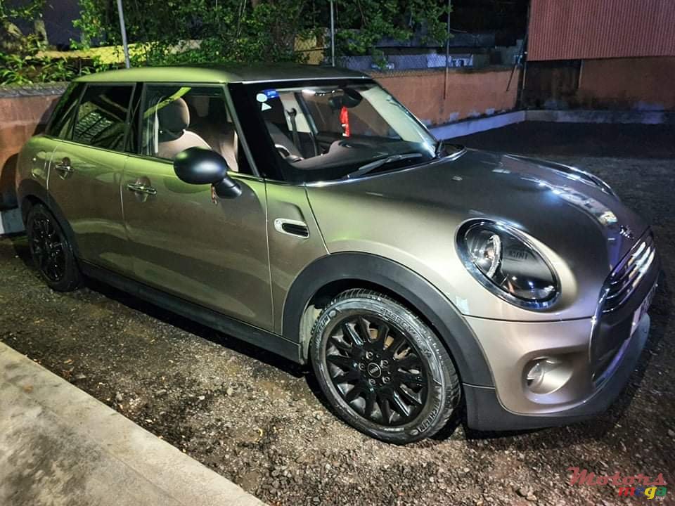 2018' MINI Cooper photo #7