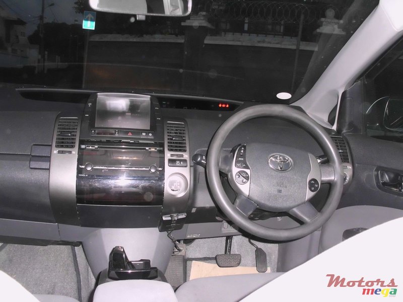 2010' Toyota Prius ORIGINAL condition photo #4