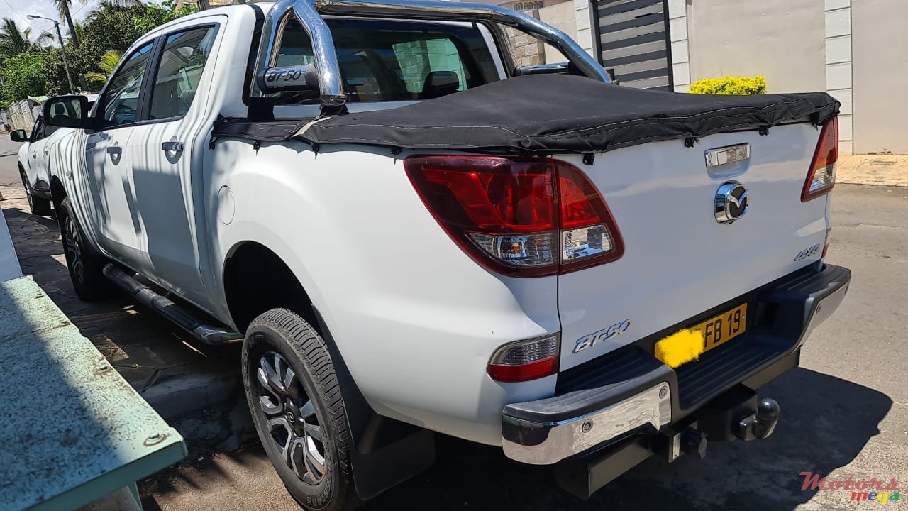 2019' Mazda BT-50 photo #3