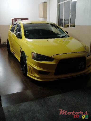 2009' Mitsubishi Lancer Lancer EX photo #3