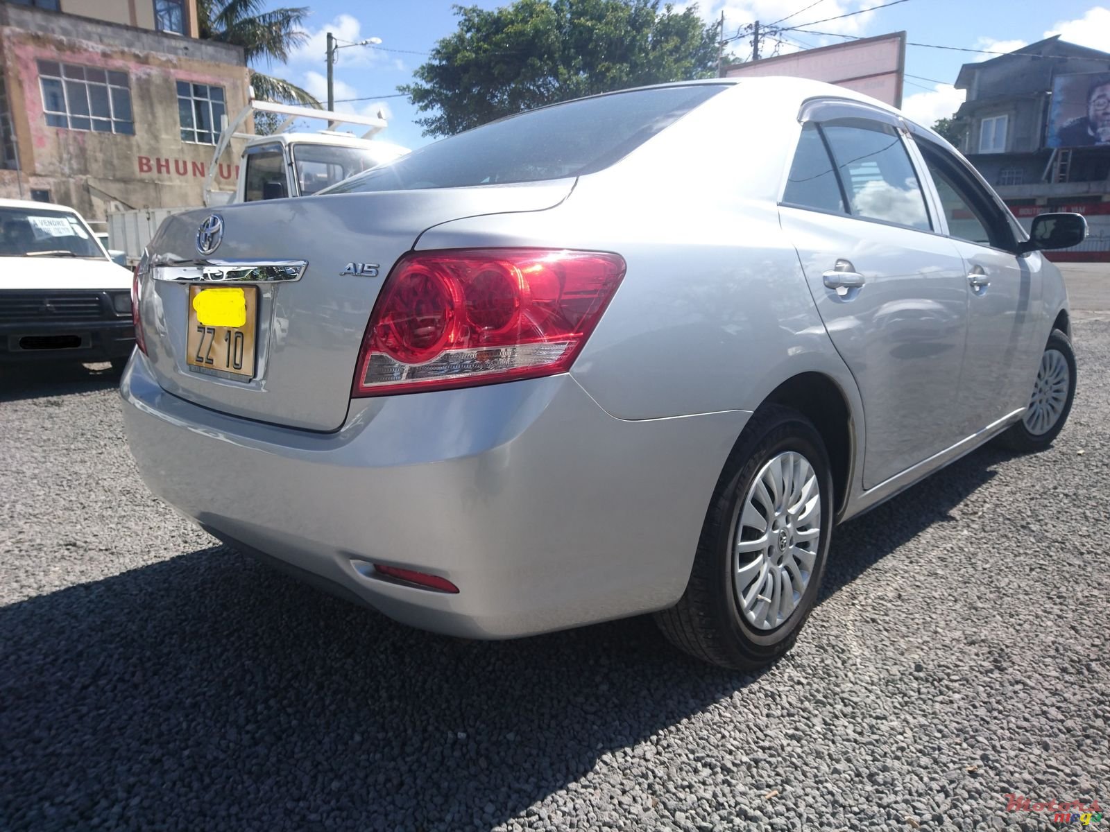 2010' Toyota Allion photo #3