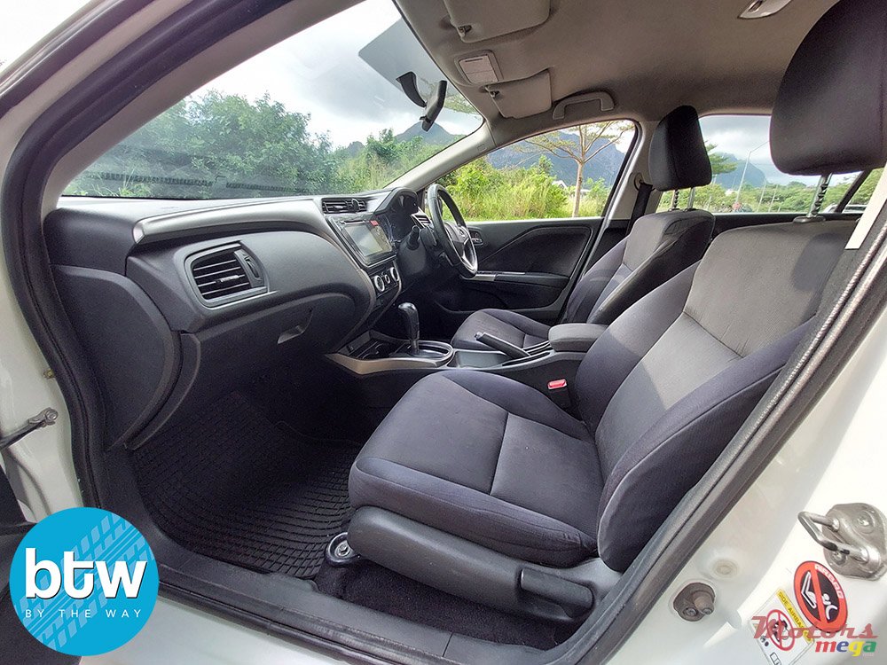 2015' Honda Ballade photo #4