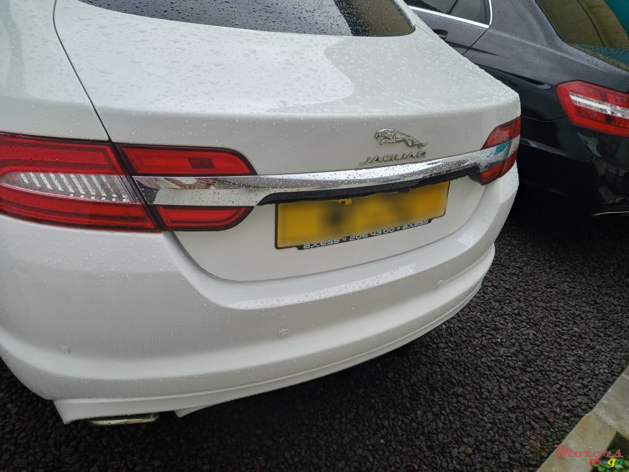 2016' Jaguar XF photo #2