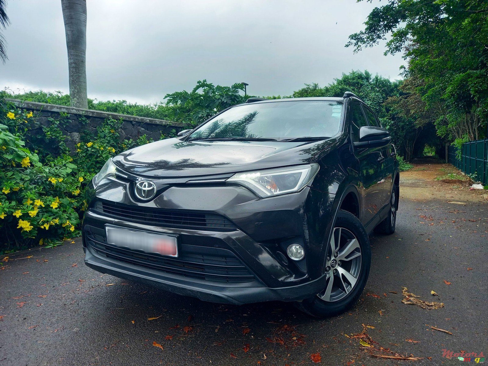 2016' Toyota RAV4 2.0 photo #1