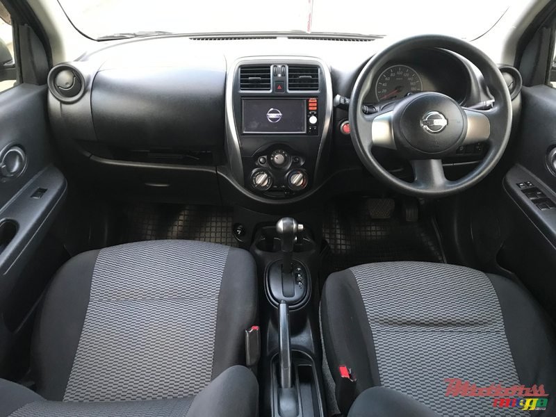 2014' Nissan March photo #6