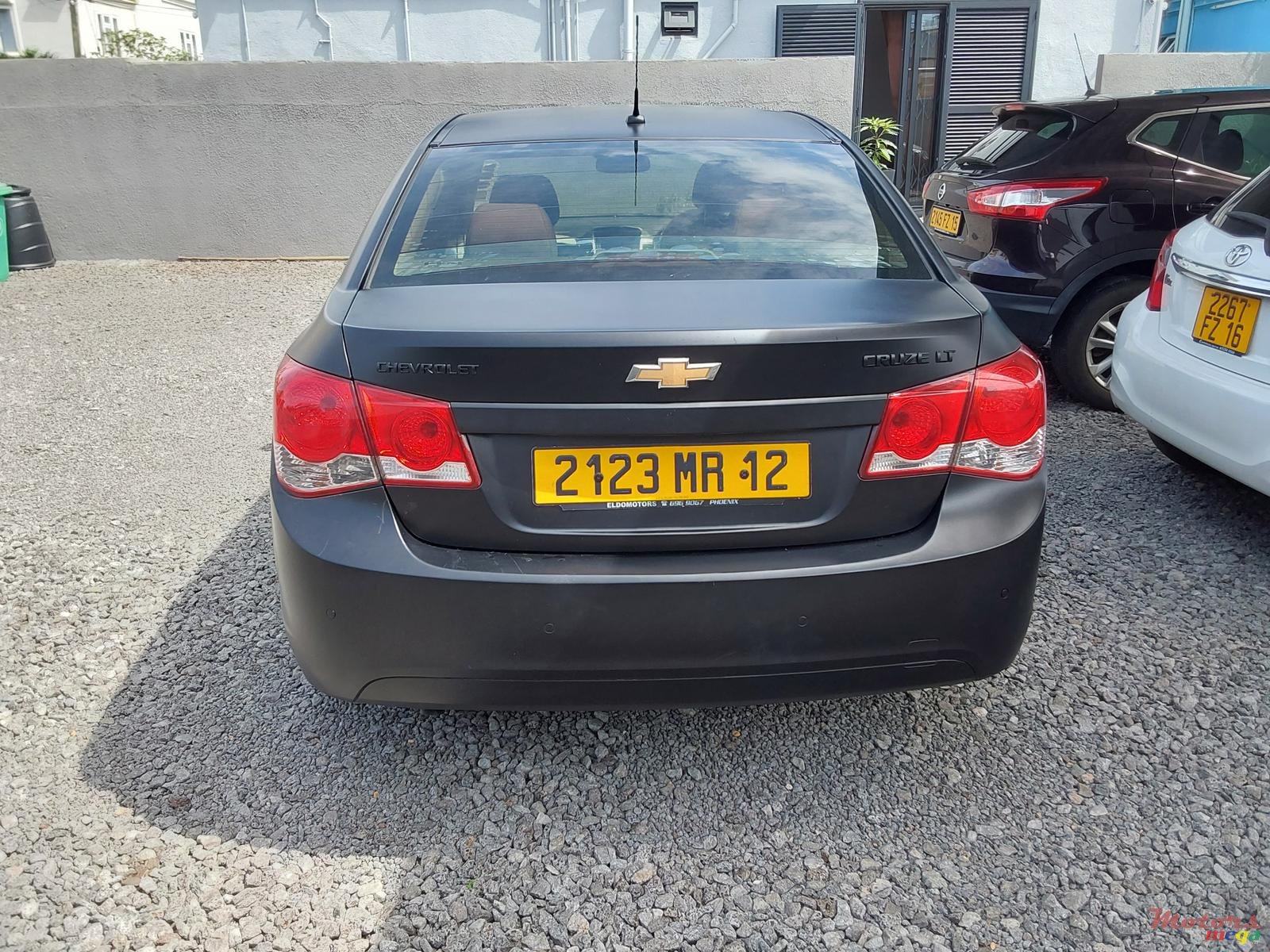 2012' Chevrolet Cruze LT photo #4