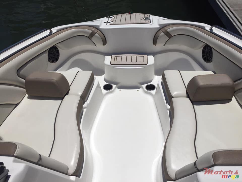 2013' Yamaha 242 Ltd photo #2