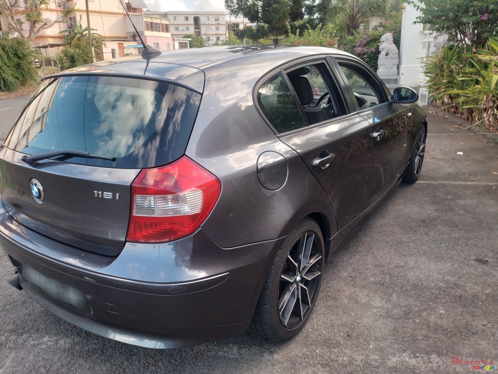 2005' BMW 116 photo #1