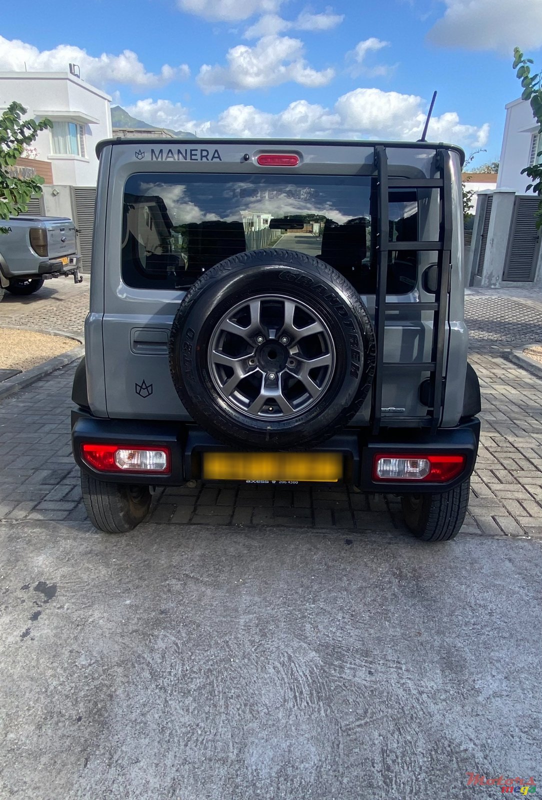 2022' Suzuki Jimny photo #3