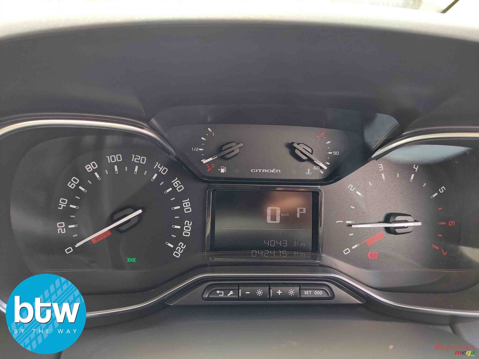 2018' Citroen C3 photo #7