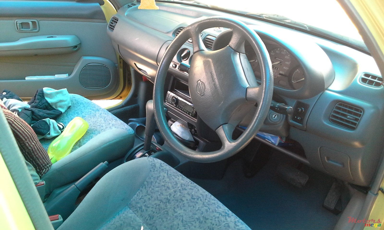 1998' Nissan photo #2