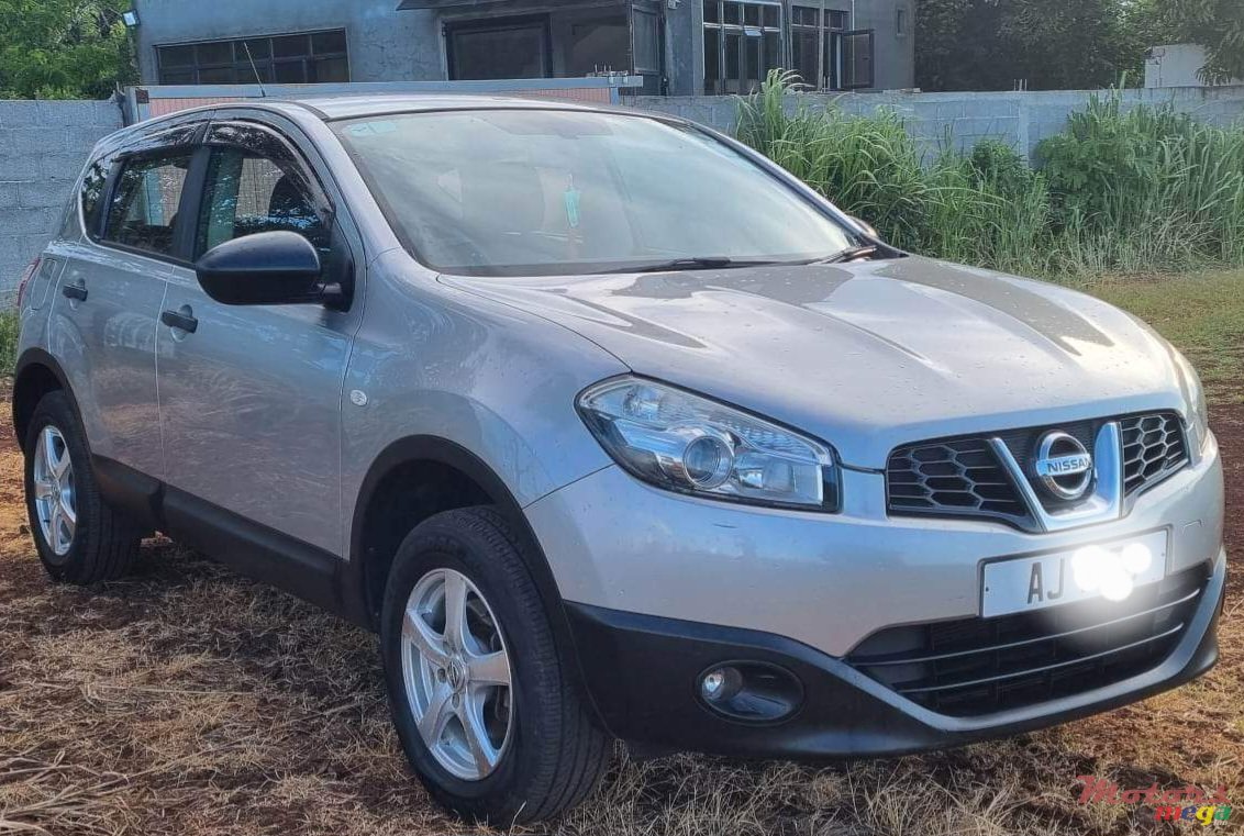 2014' Nissan Qashqai photo #4