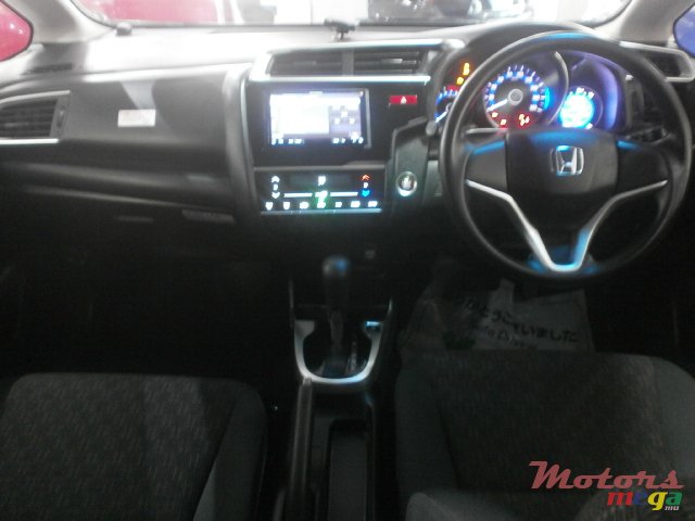 2017' Honda Fit photo #4