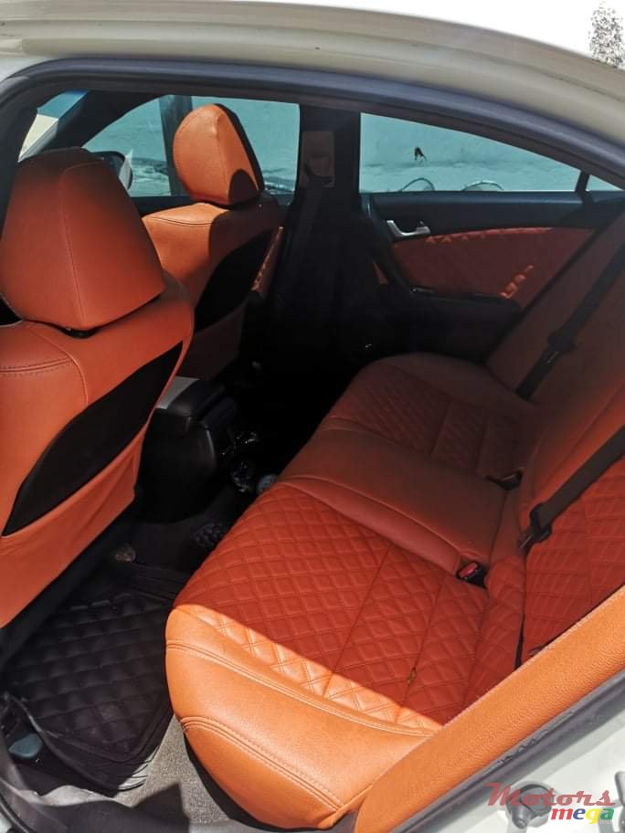 2008' Honda Accord Chrome wheels photo #3