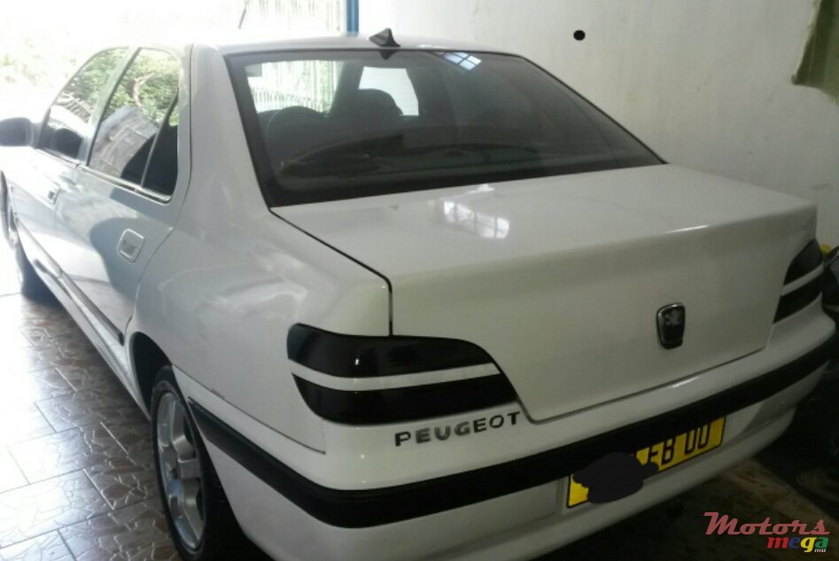 2000' Peugeot 406 photo #2