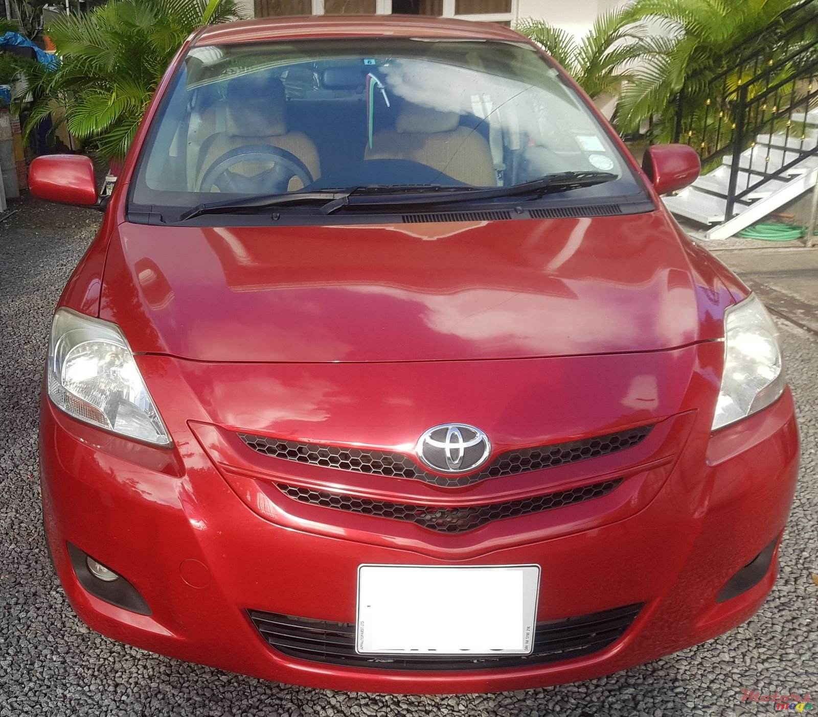 2008' Toyota Belta photo #1