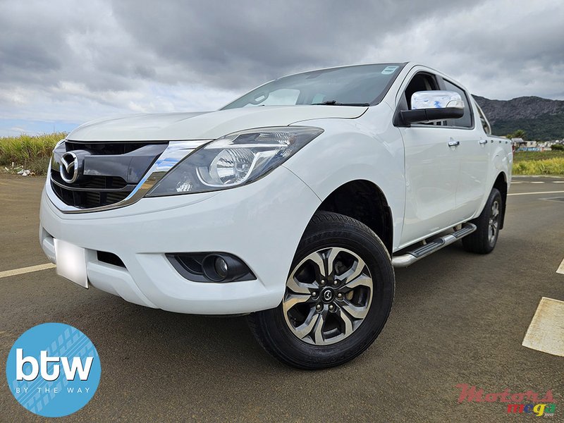 2019' Mazda BT-50 photo #2