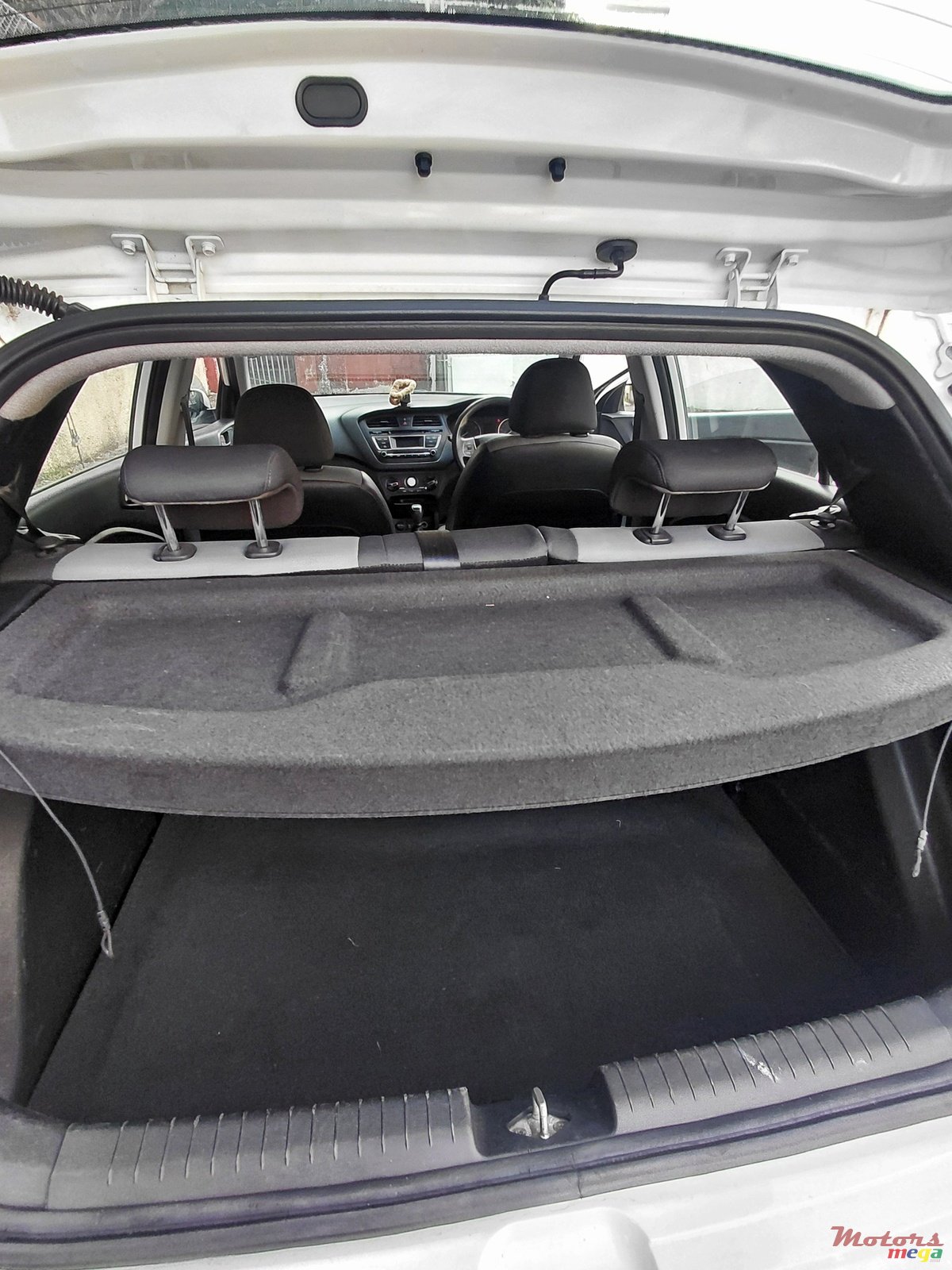 2017' Hyundai i20 photo #4