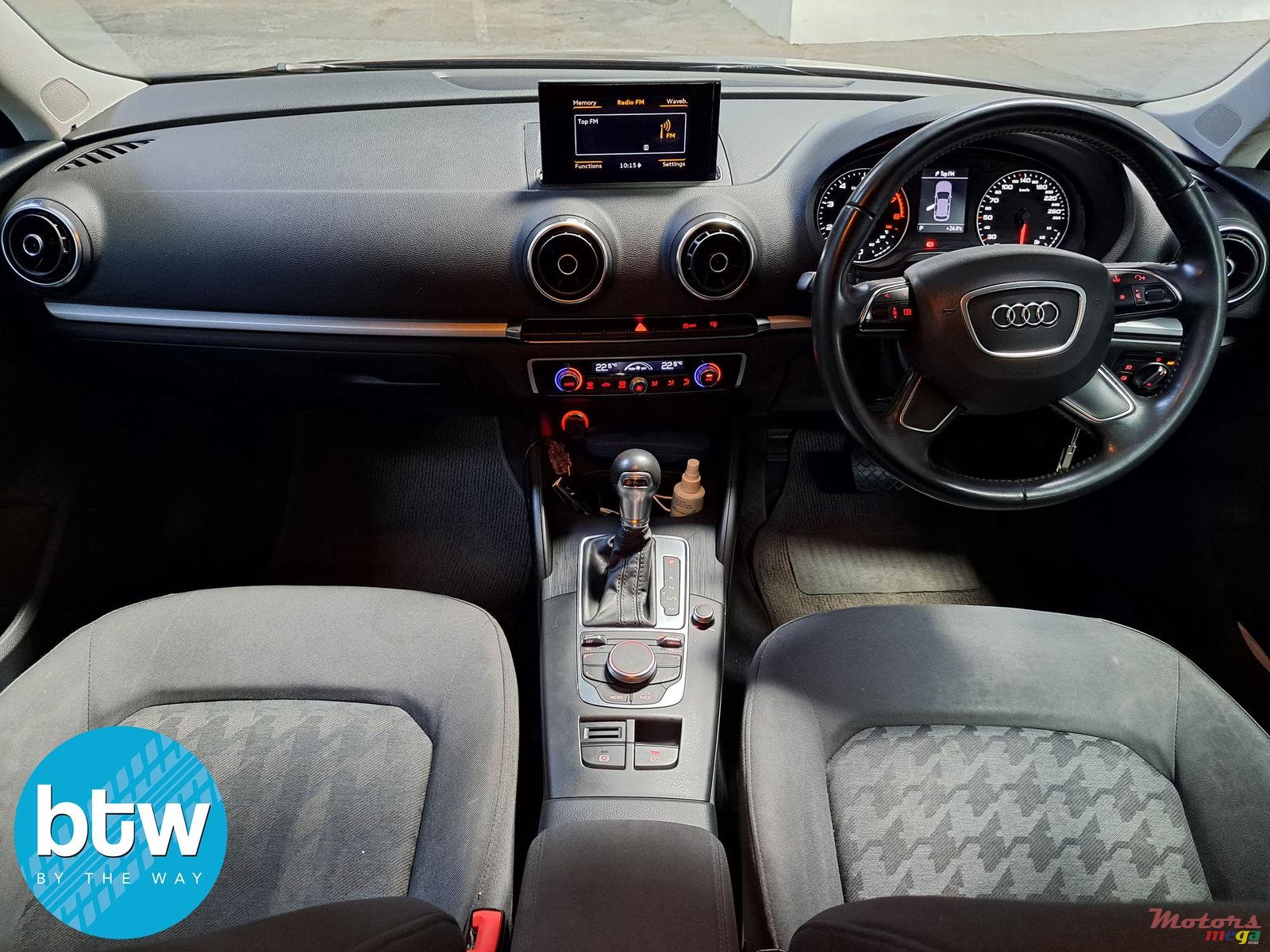 2015' Audi A3 photo #6