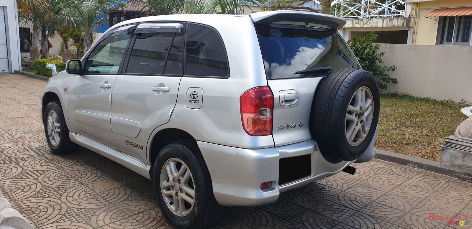 2001' Toyota RAV4 photo #2