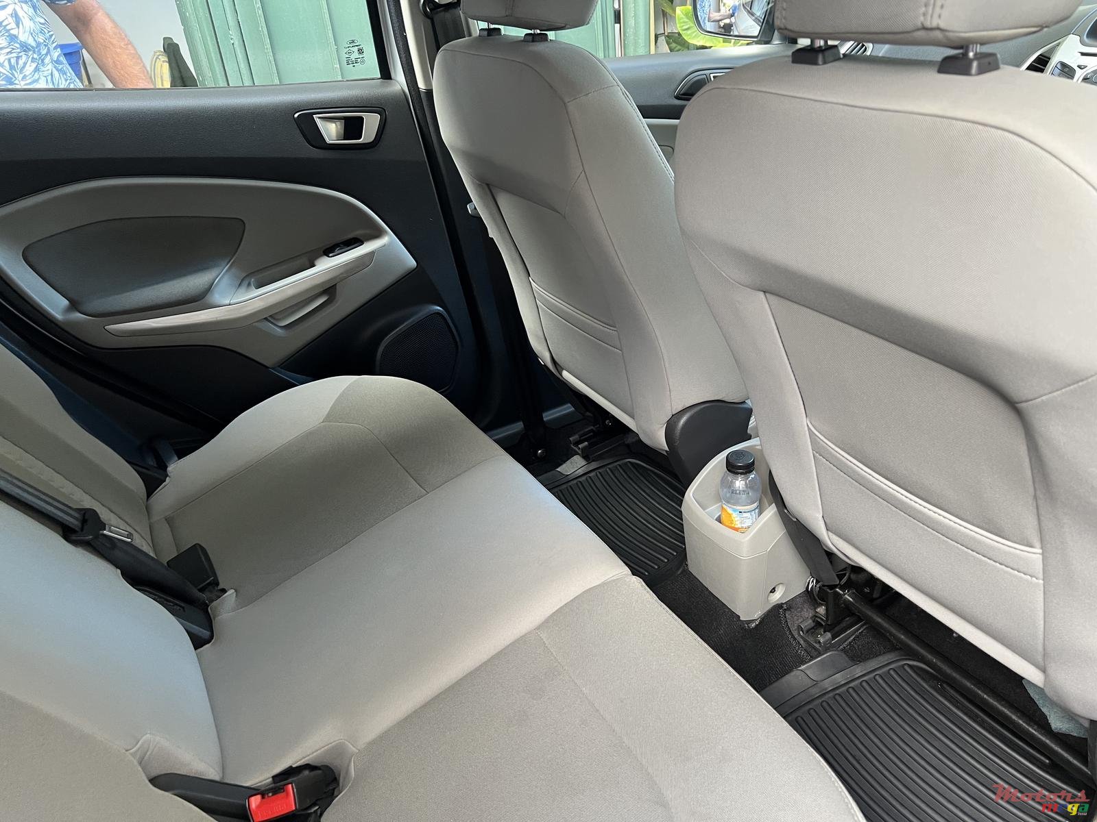 2014' Ford Escort Ecosport photo #6